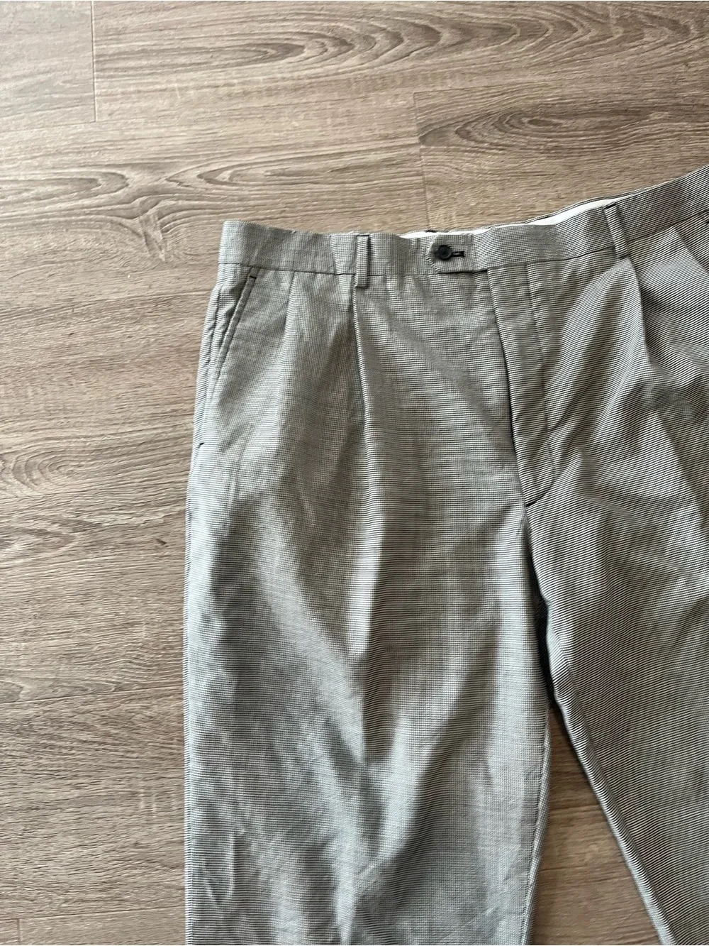 Joseph & Feiss Wool Dress Pants Mens 40 Gray Houndstooth Pleated Cuffed Fancy